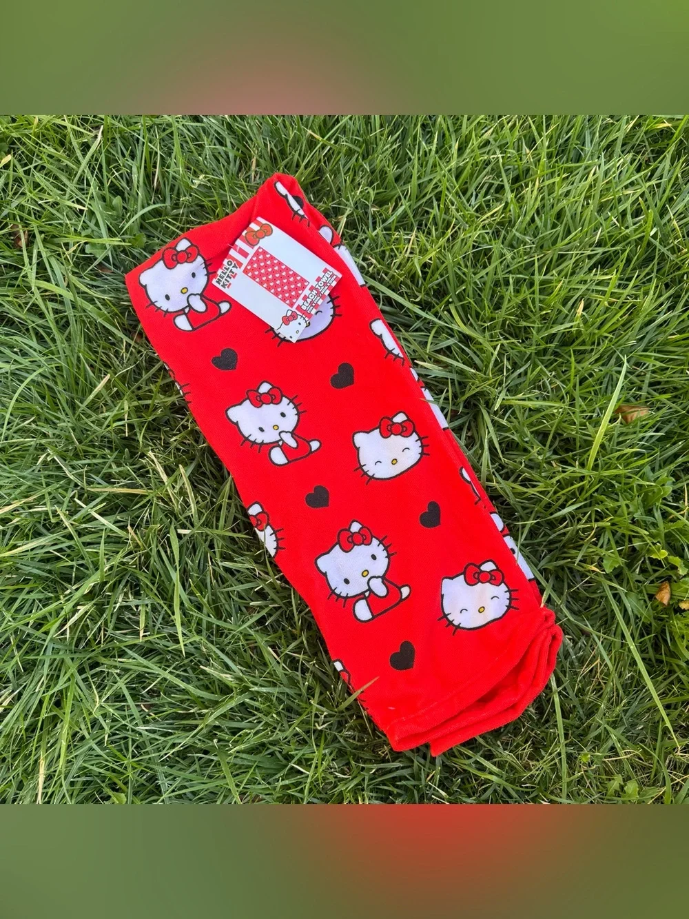 Sanrio Hello Kitty Red Kawaii Microfiber Bath Summer Beach Towel 27X54 Inches